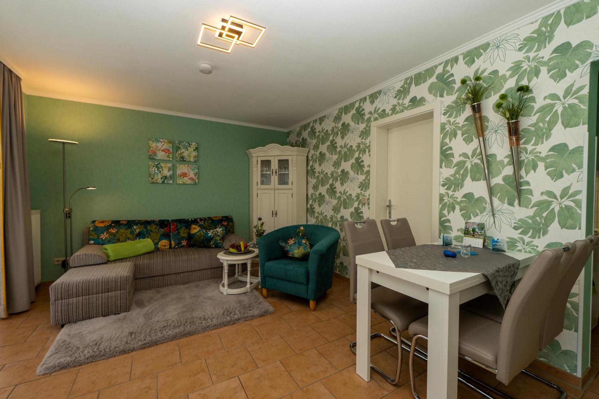Haus Mozart Fewo Mit Balkon Binz Exterior photo